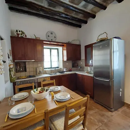 Village Sense, Pergola & Unlimited View Holiday home *