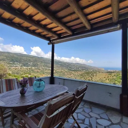 Village Sense, Pergola & Unlimited View Holiday home Fallika